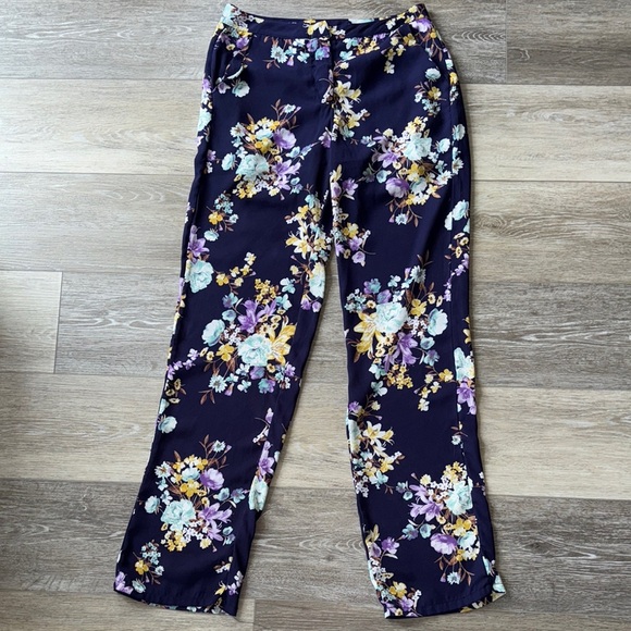 Bobeau Floral Wide Leg Sheer Pants with shorts as a lining - Navy and Multicolor - Picture 1 of 4